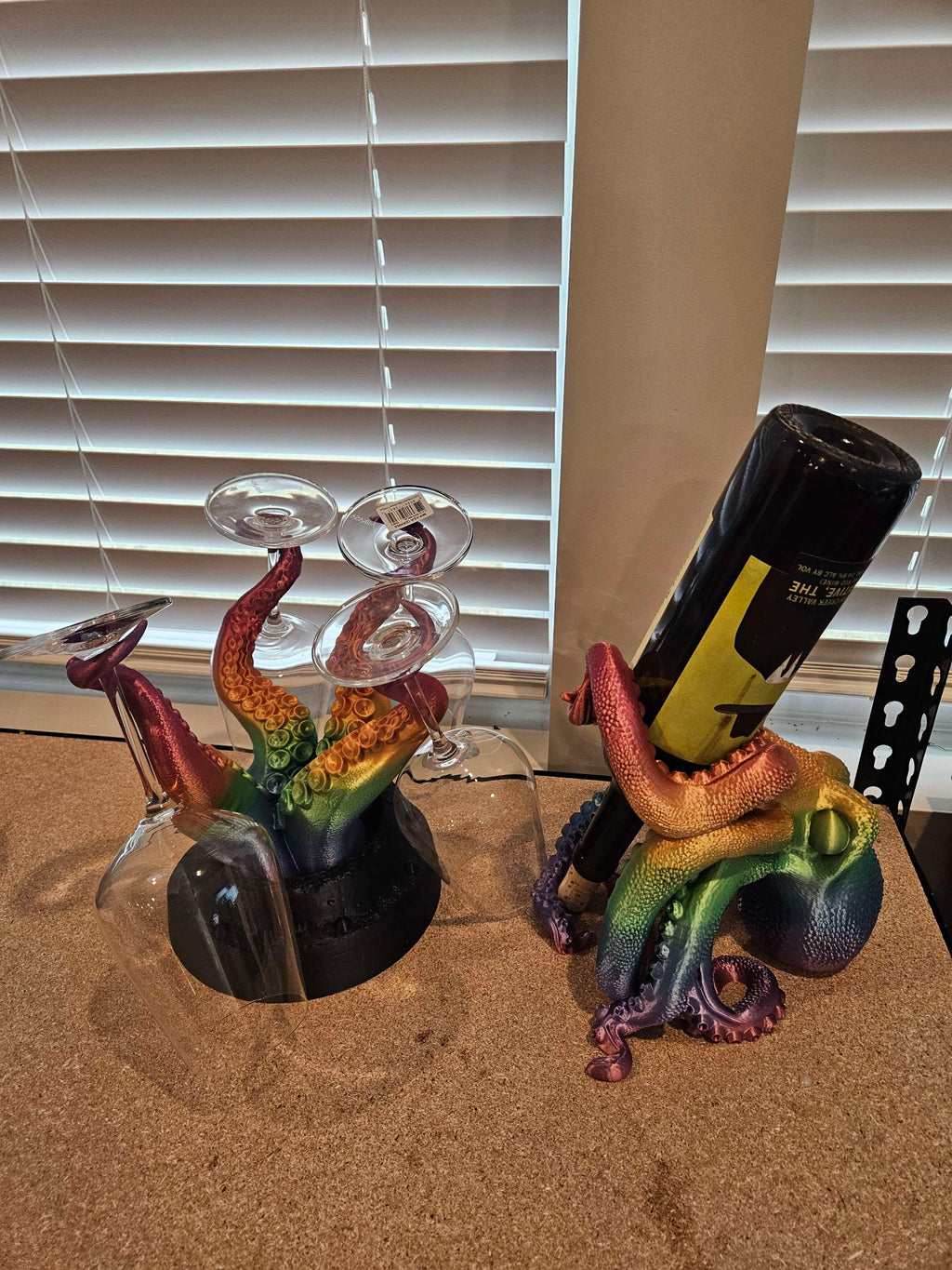 Bundle holder wine and glass image 1