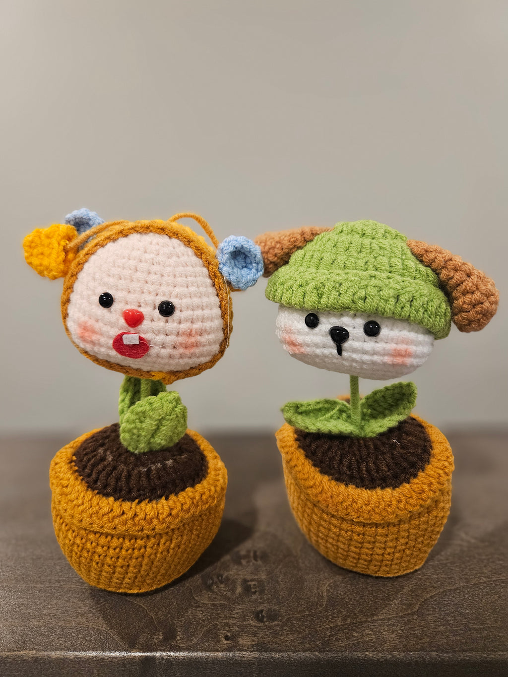 Crochet animal vase image 5