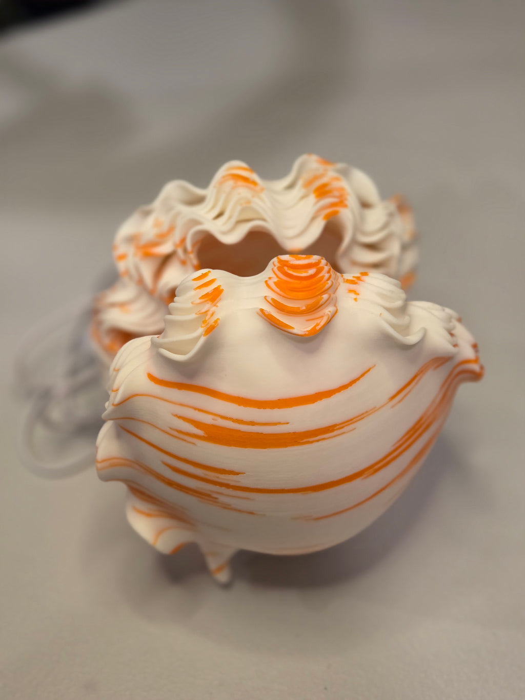 O11-s Ocean Petals Sculpted Mini Lamp image 12