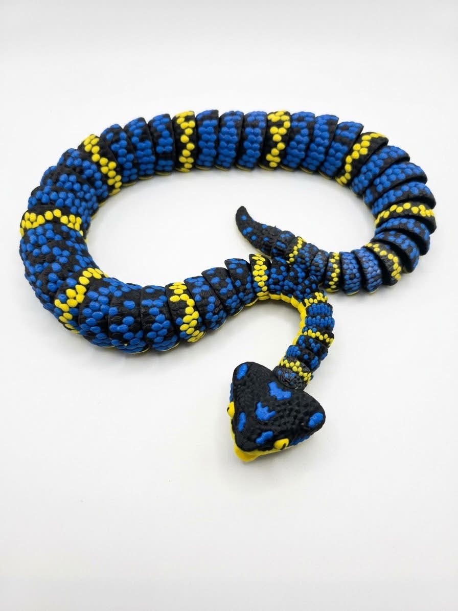 DJM 3D SHOP Temple Viper articulated snake fidget toy with flexible, detailed serpent design for stress relief and tactile fun.