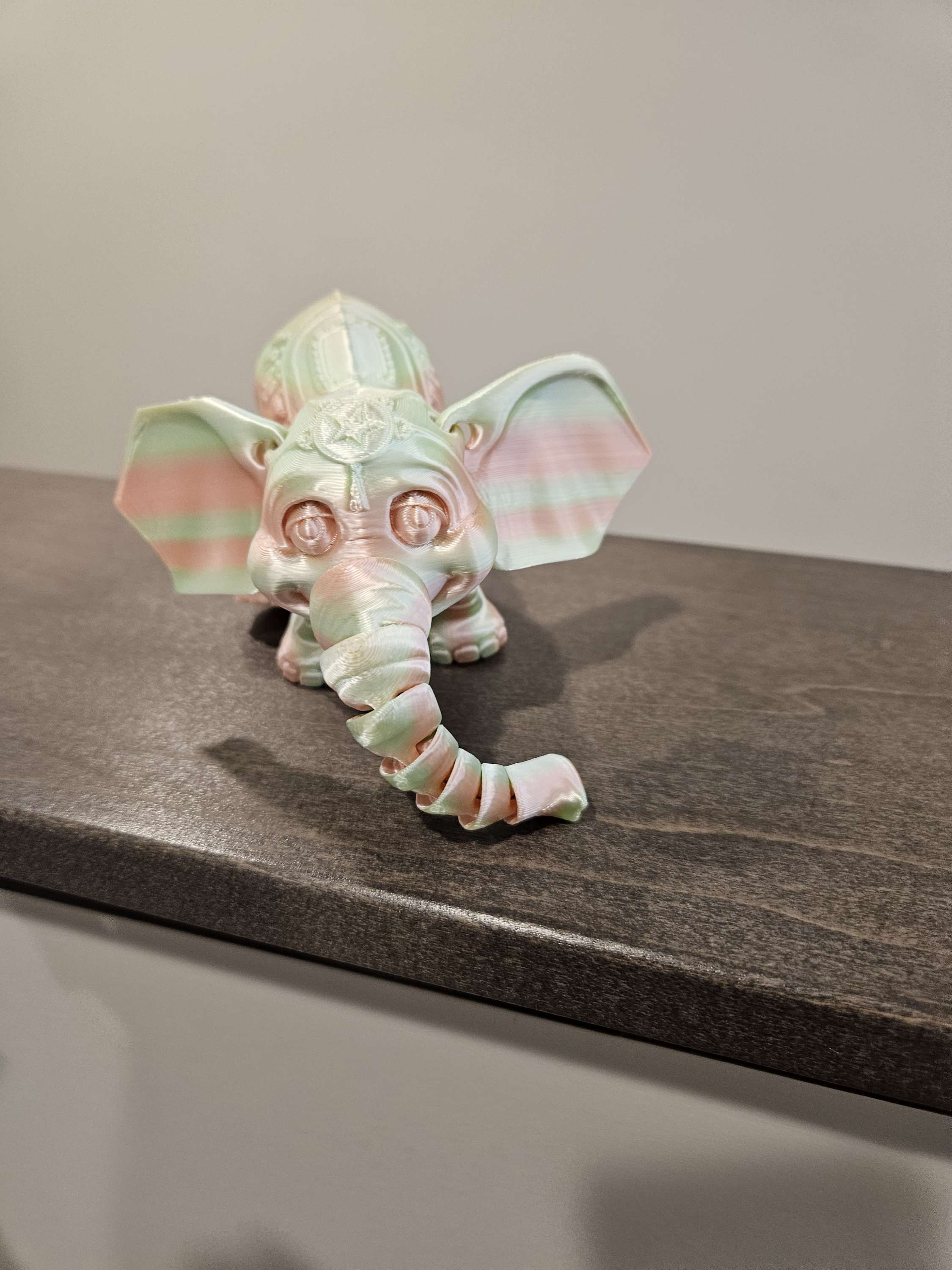 Elephant articulated  image 0