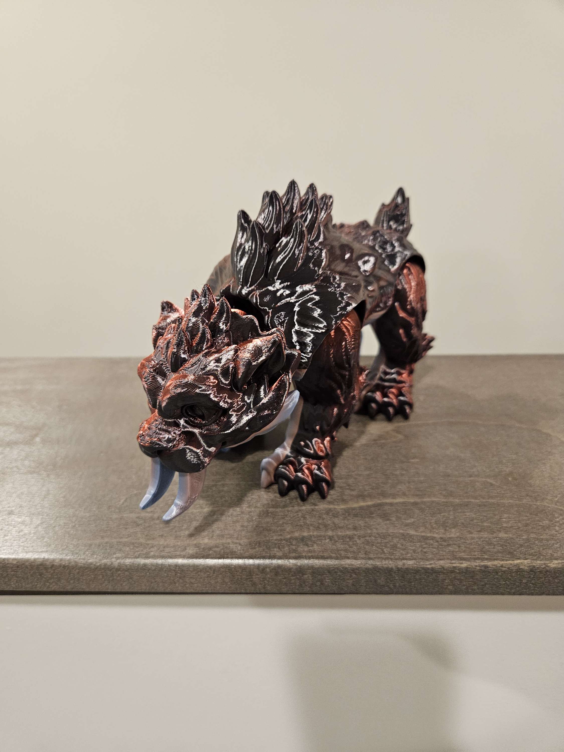 Saber toothed tiger large size image 6
