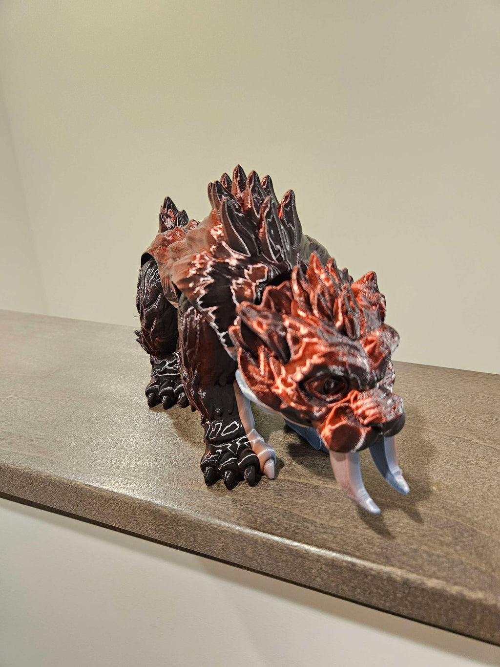 Saber toothed tiger large size image 5