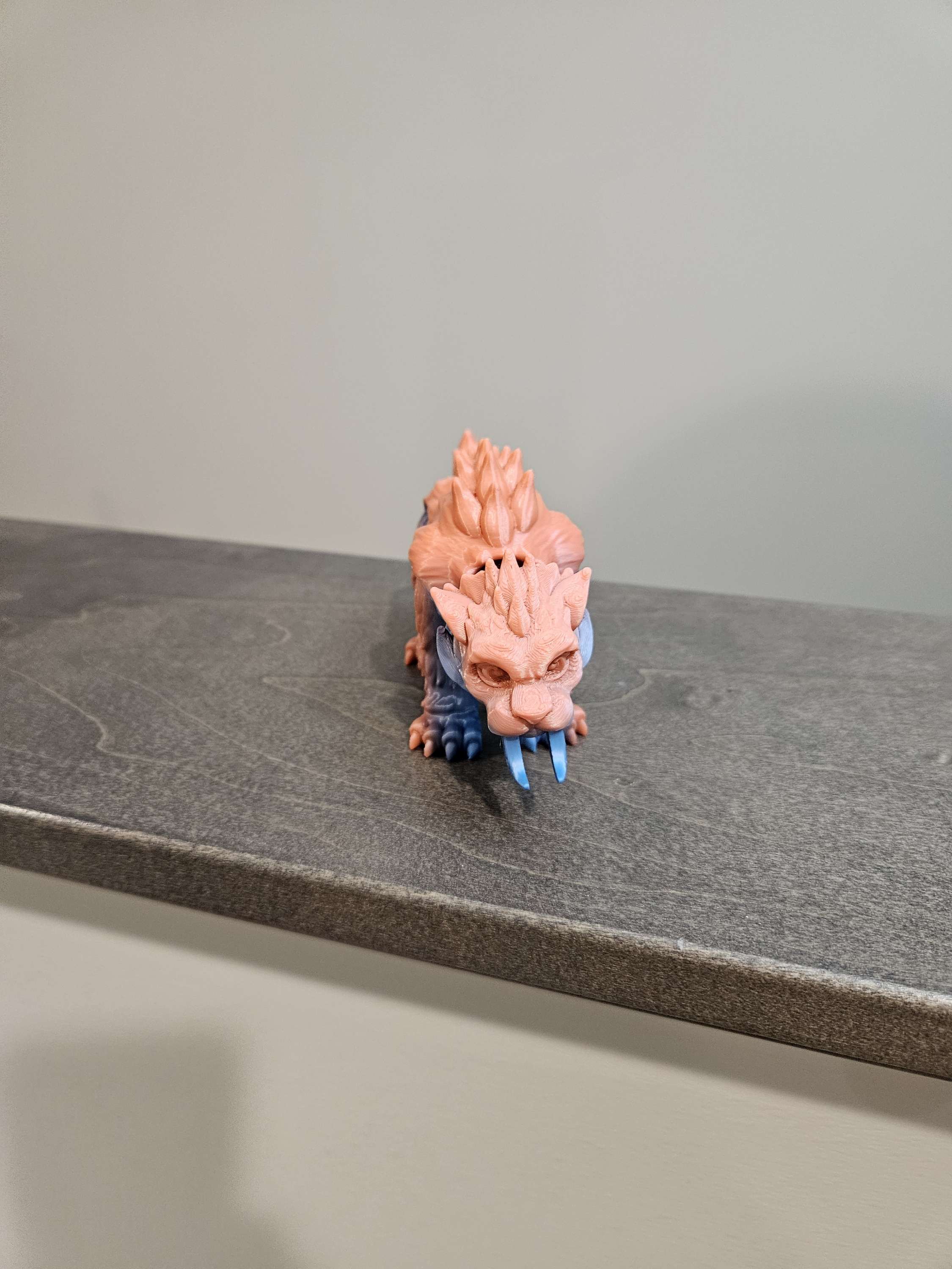 Saber toothed tiger  image 2