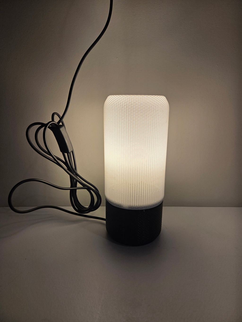 
TELA table lamp image 0