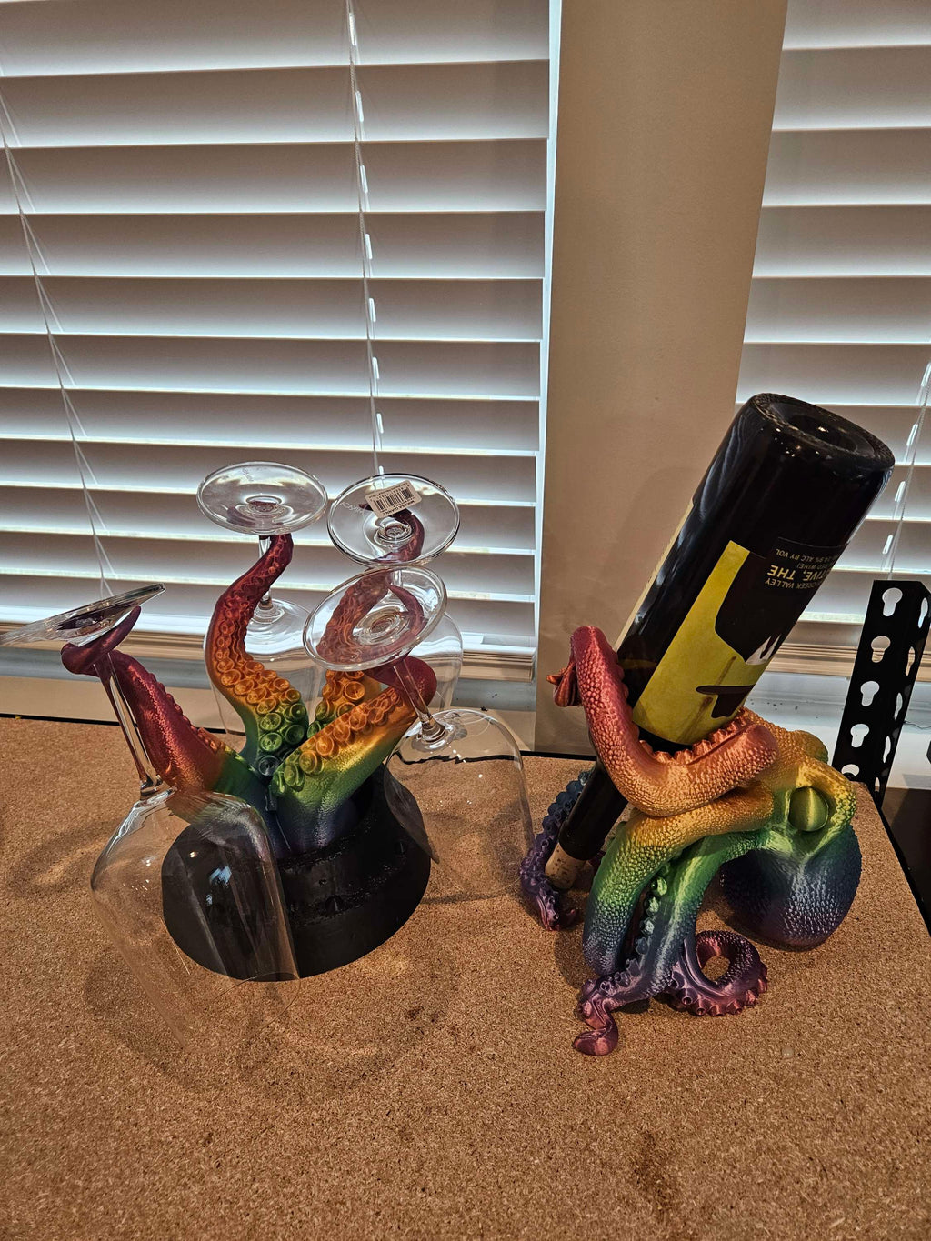 Bundle holder wine and glass image 2