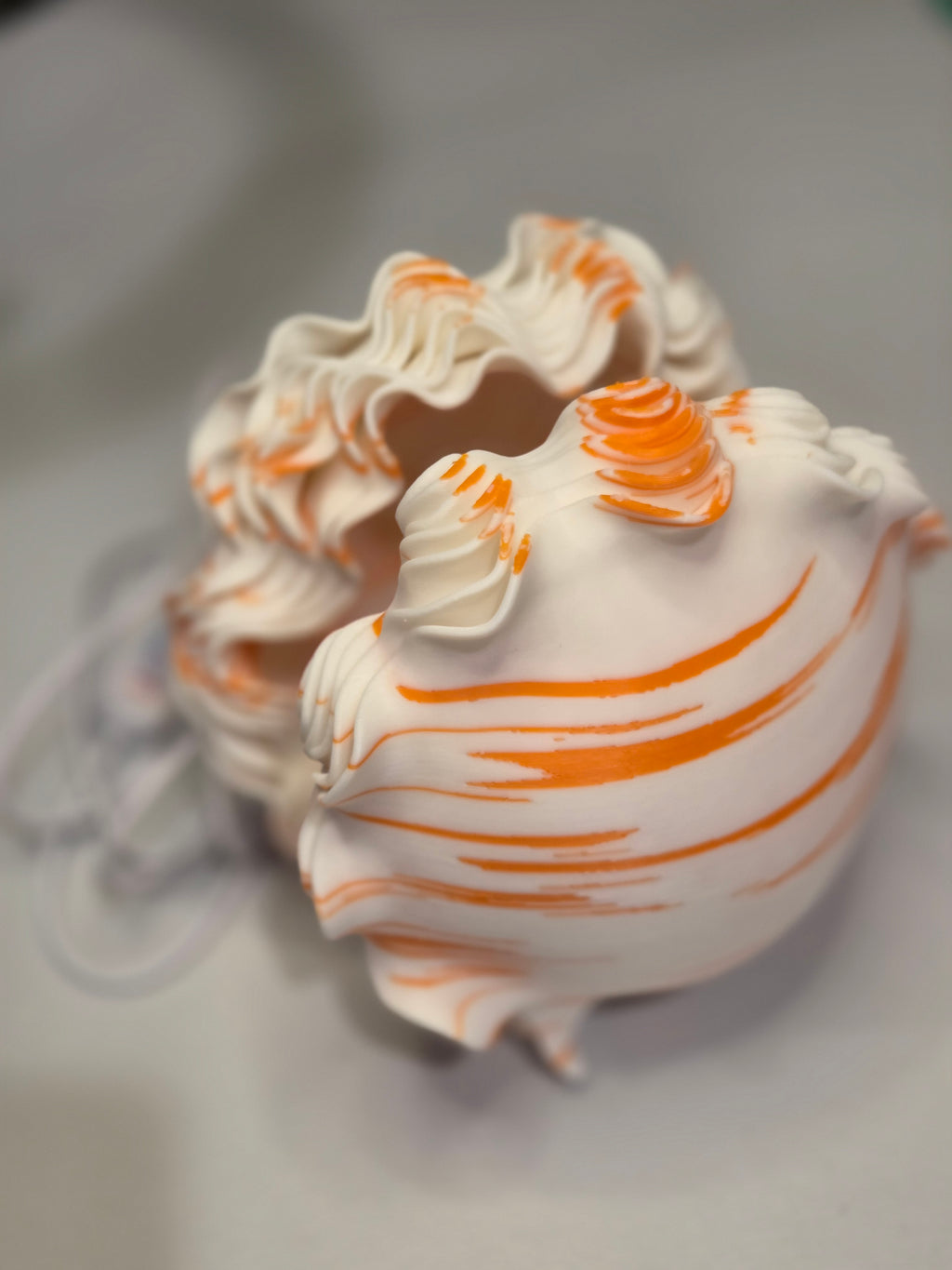 O11-s Ocean Petals Sculpted Mini Lamp image 14