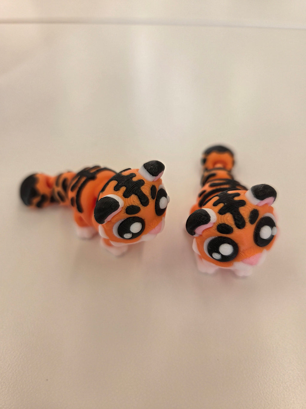 Tiger 3D articulated fidget toy by DJM 3D SHOP, showing a detailed, colorful tiger figure with moving parts for stress relief.